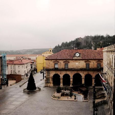 Hotel Soria Plaza Mayor Bagian luar foto