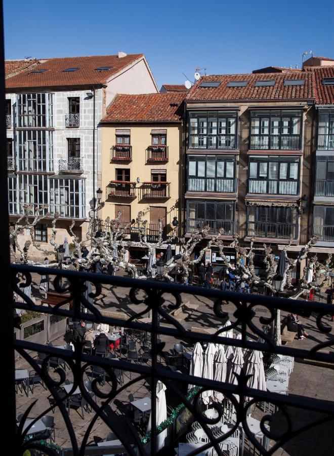 Hotel Soria Plaza Mayor Bagian luar foto